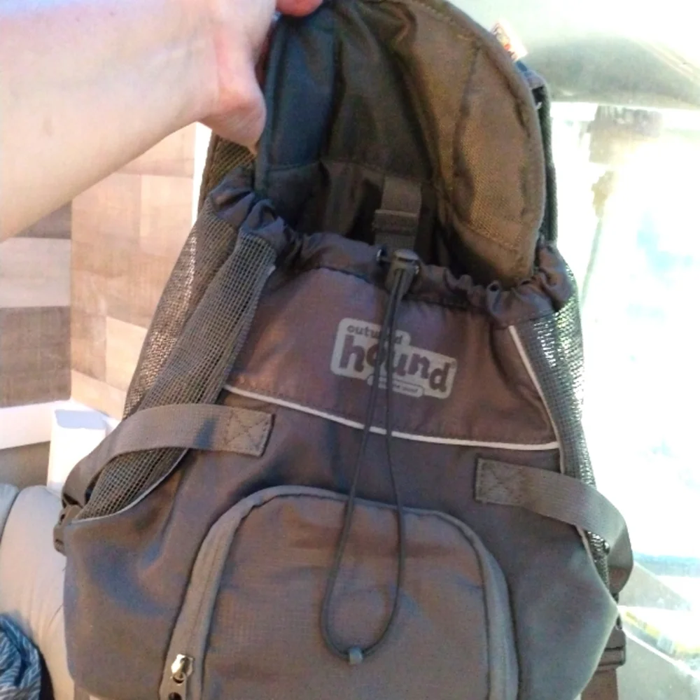 Dog carrier for medium dog